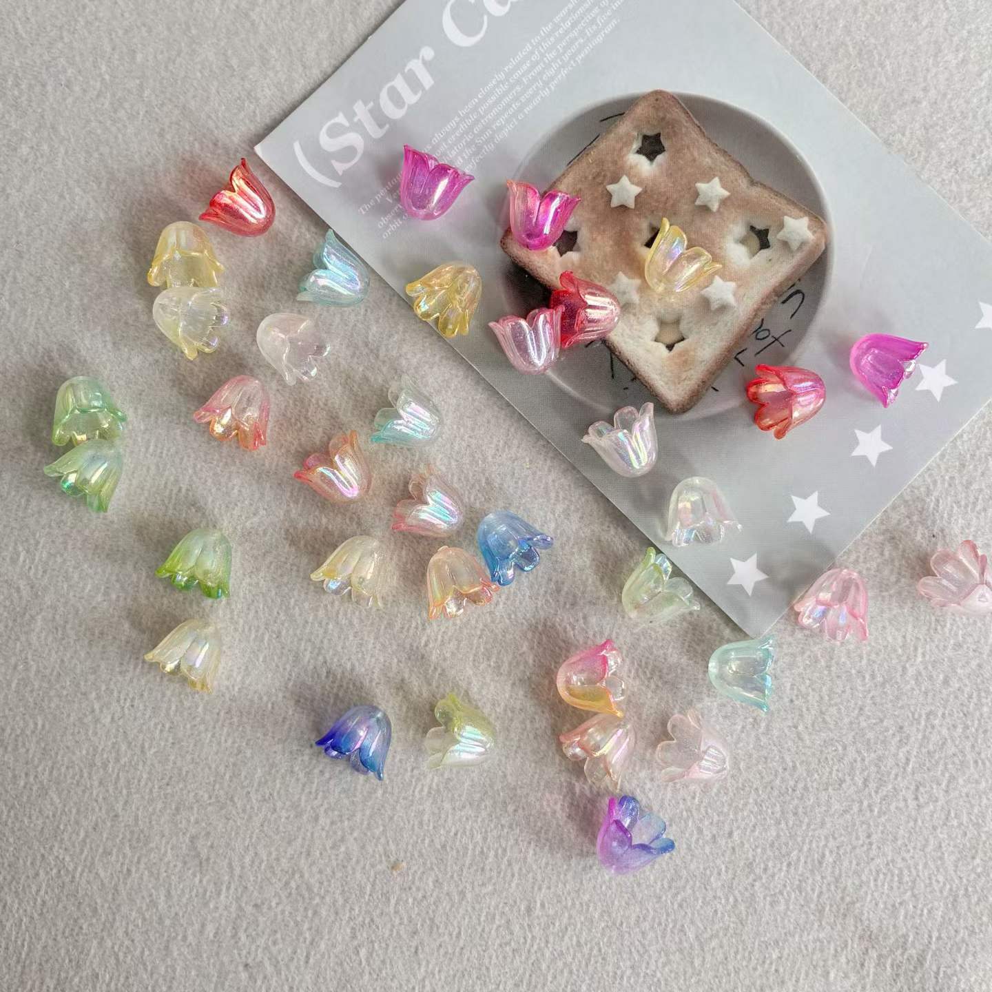500 Gram Acrylic Flower Caps