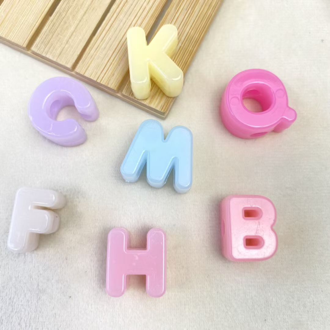 500 Gram Acrylic Letters